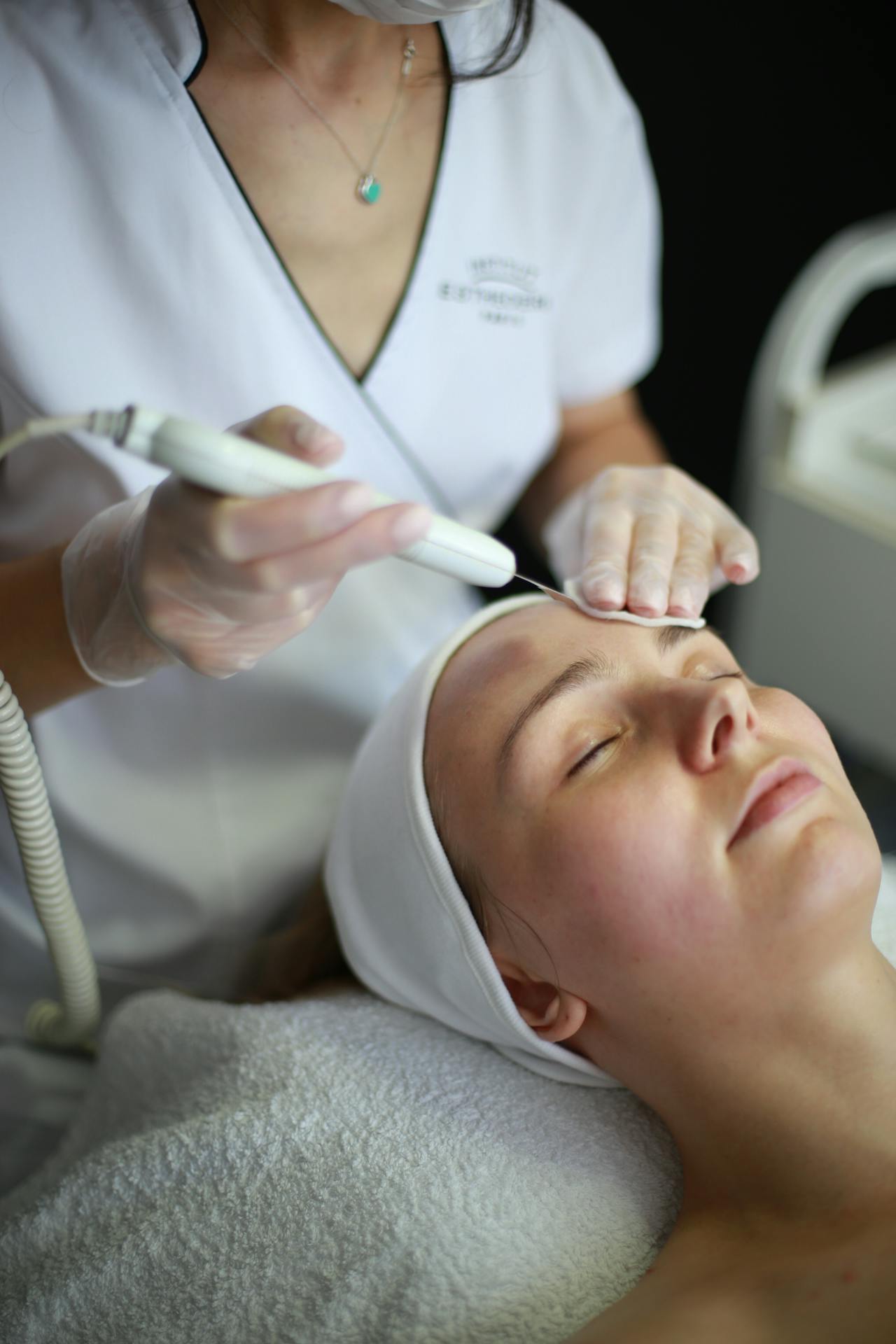 Top 2 Skincare & Facials Spots in Chicago, IL You Need to Visit