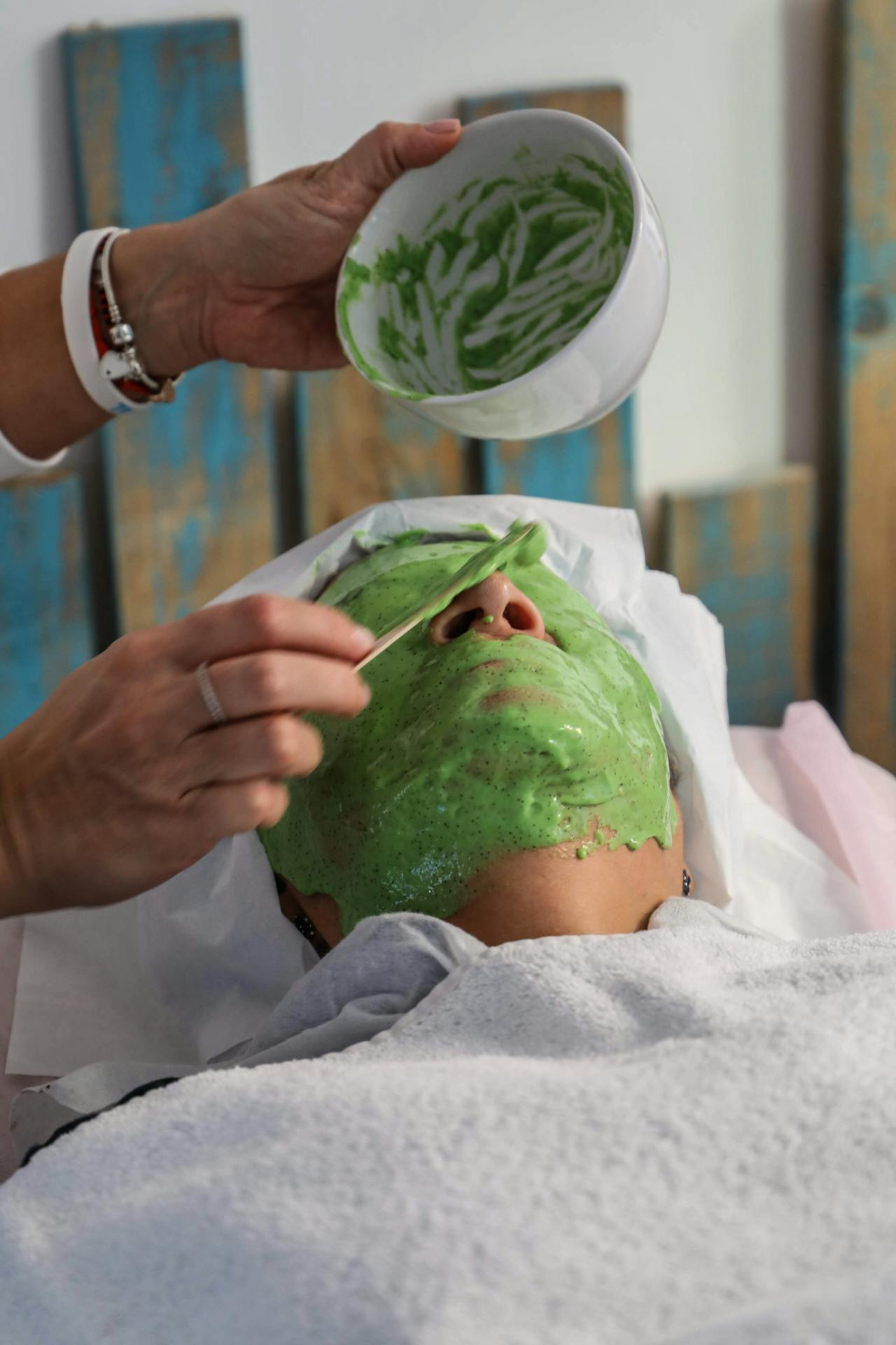 Top 4 Skincare & Facials Spots in Illinois You Need to Visit